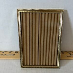 Elegant Gold Picture Frame 5x7